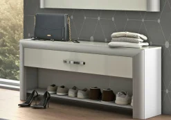 Discount Bank Entry Truhen & Bänke