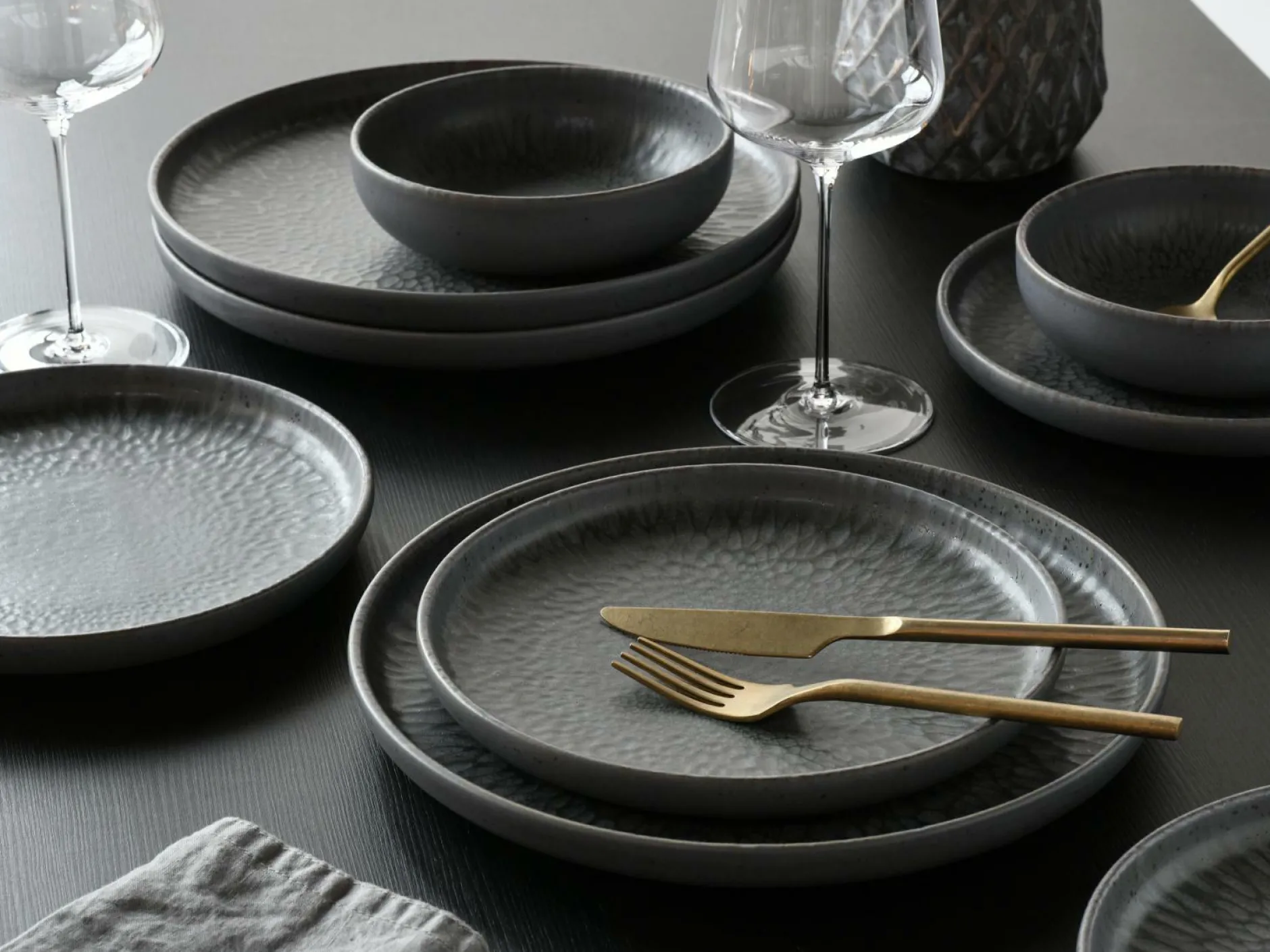 New Dessertteller VOLCANO DARK Geschirr|Gedeckter Tisch