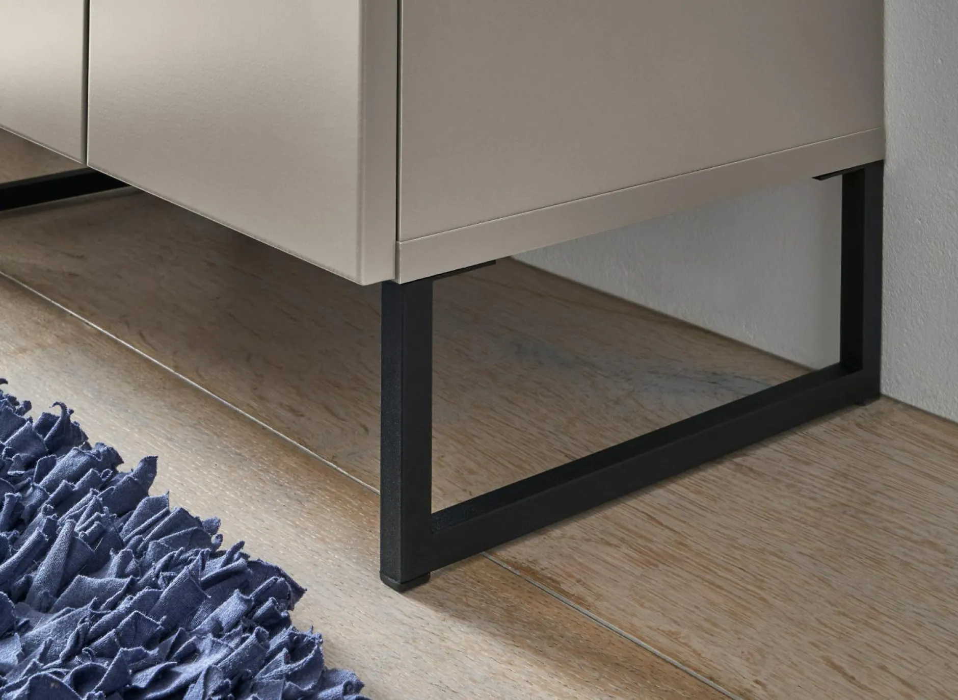 Hot Highboard BONDO Highboards