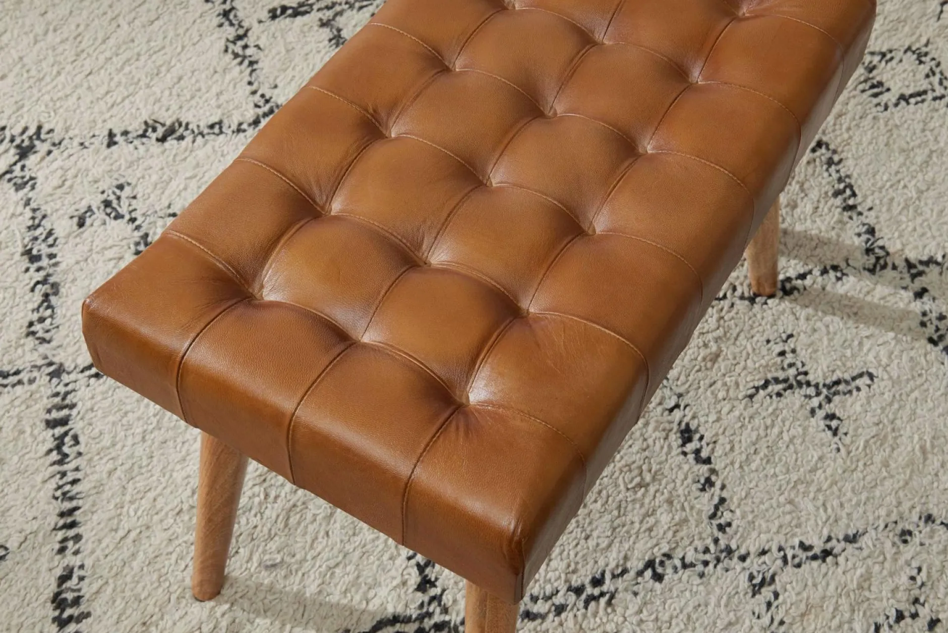 Hot Hocker Hocker|Hocker