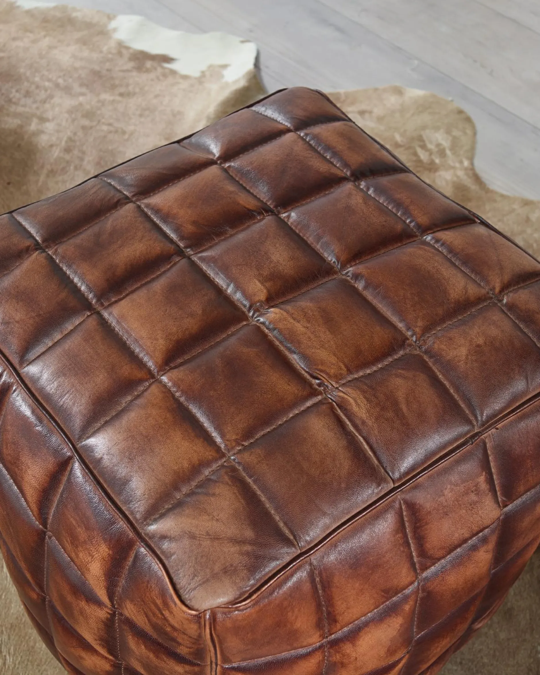 Hot Hocker Hocker|Hocker