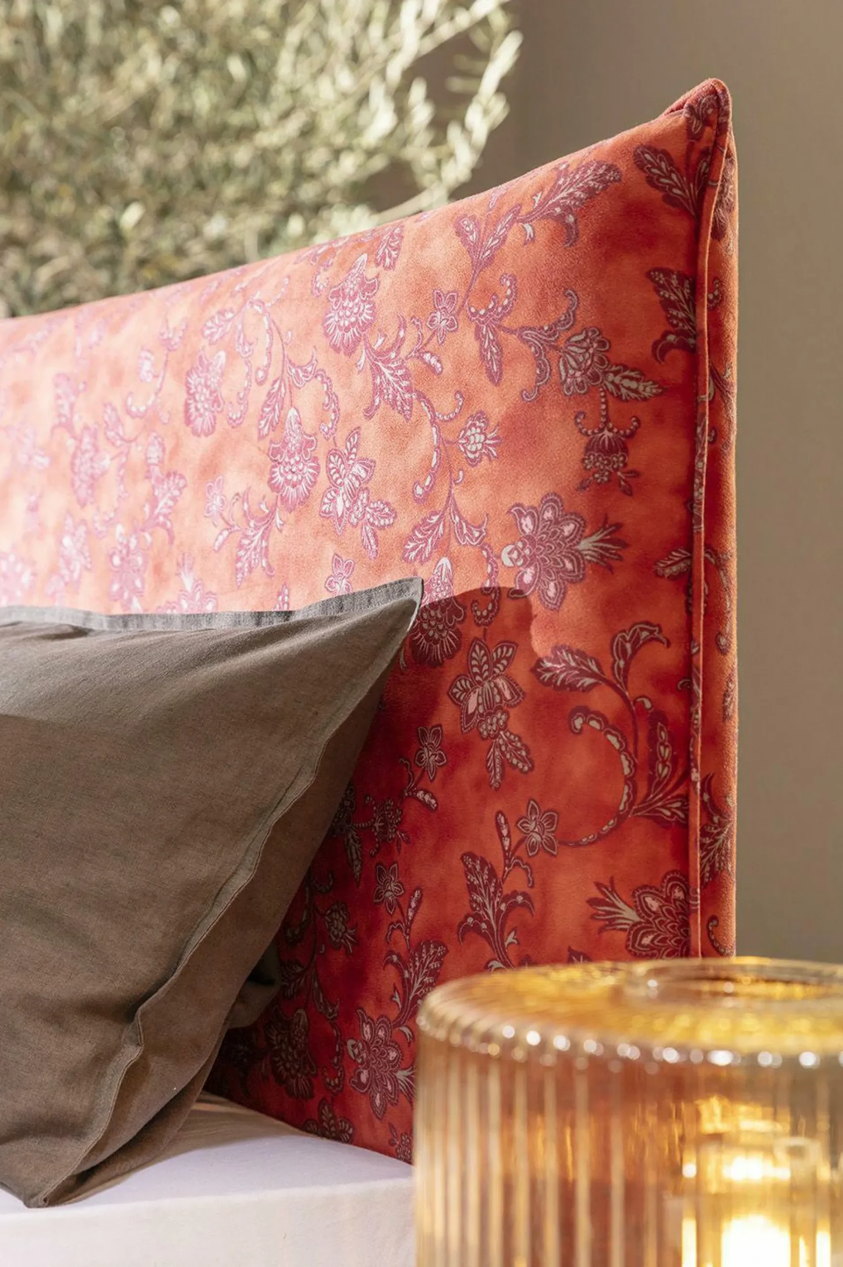 Sale Polsterbett FERLI Polsterbetten