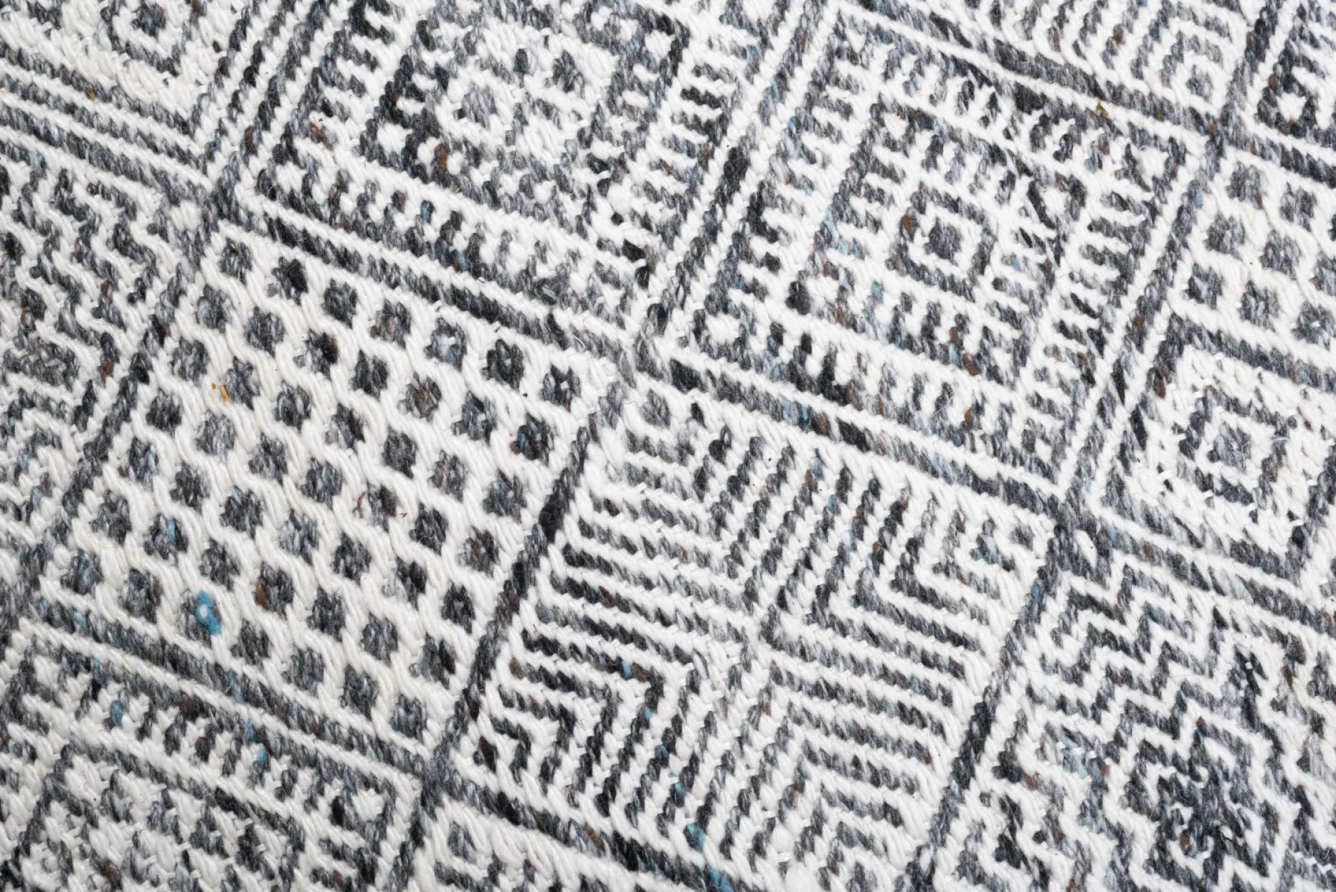 Hot Teppich NAKAI DESIGN Kelims