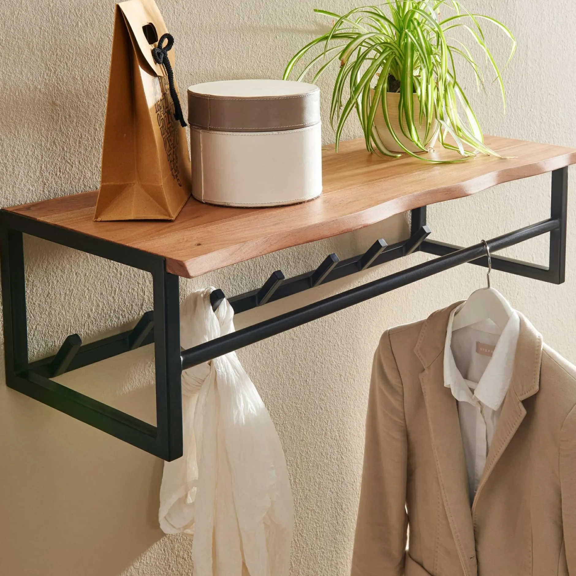 Wandregal Wandregale