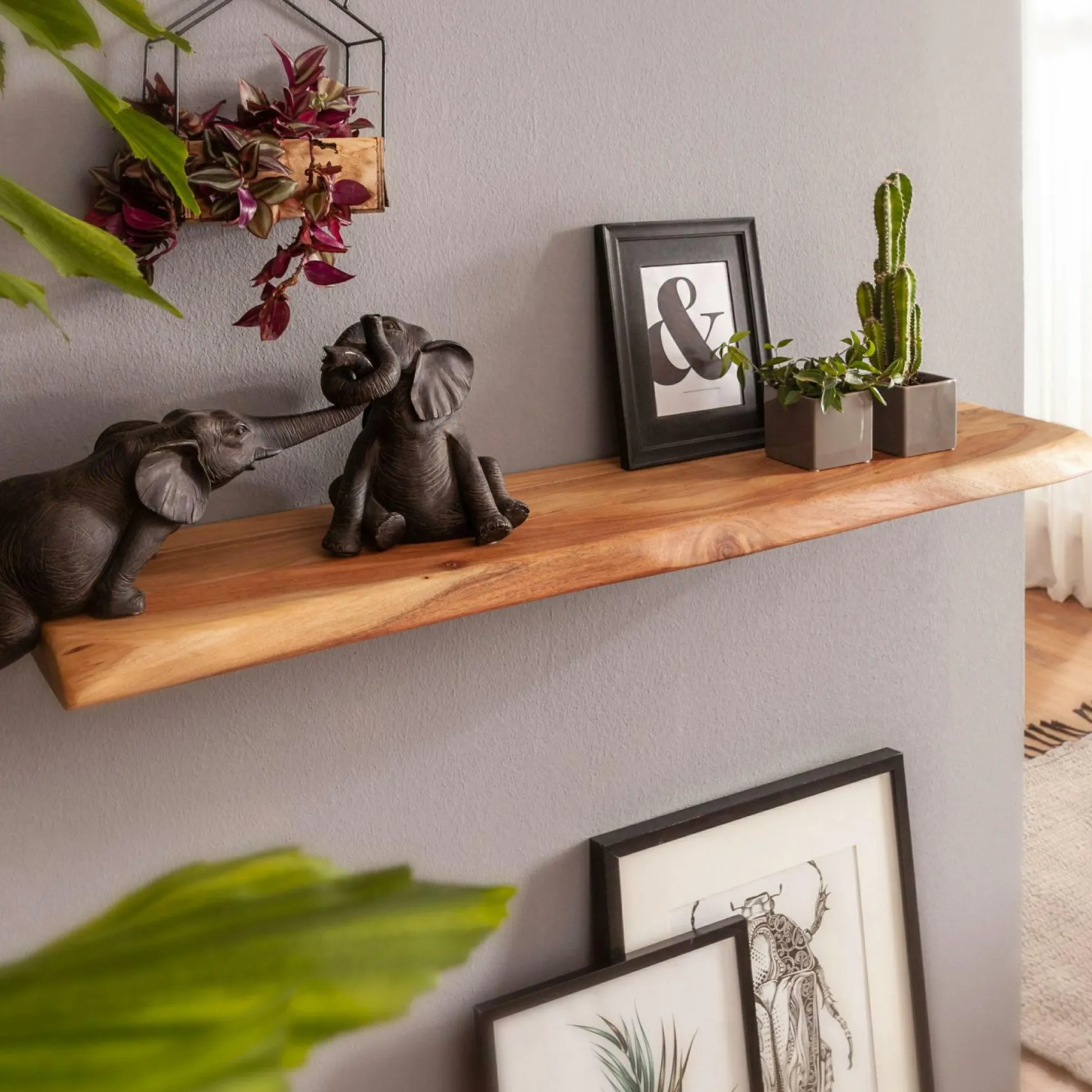 Wandregal Wandregale